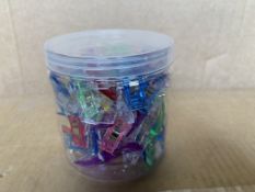 28 X BRAND NEW SEWING CLIPS