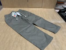 (NO VAT) 32 X BRAND NEW KIDS DIVISION UTILITY KHAKI TROUSERS SIZE 9-12M