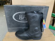 2 X BRAND NEW SIZE 9 BONE DRY BIKING BOOTS