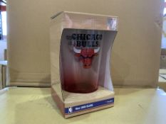 25 X BRAND NEW INDIVIDUALLY RETAIL PACKAGED CHICAGO BULLS 160Z GLASS