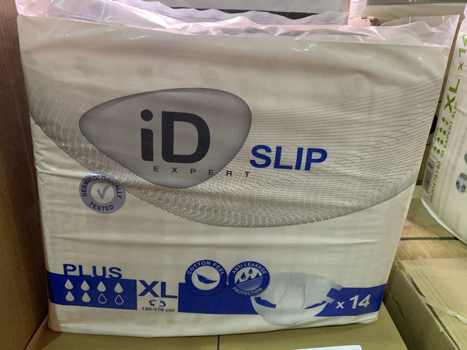 24 X BRAND NEW PACKS OF 14 ID SLIP EXPERT PLUS XL PADS IN 6 BOXES