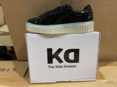 6 X NEW & BOXED KIDS DIVISION SIZE 5 (918/20)