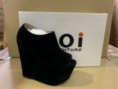 14 X BRAND NEW RETAIL BOXED KOI COUTURE BLACK SUEDE HIGH HEEL SHOES IN RATIO BOX (1 X SIZE 3, 3 X