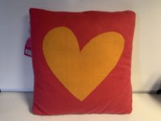 10 X BRAND NEW AGATHA RUIZ DE LA PRADA CORAZON FUCSIA NARANJA CUSHIONS 45 X 45CM RRP £40 EACH (119/