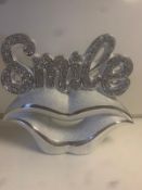 SMILE BLING GLAM DECORATIVE ORNAMENT