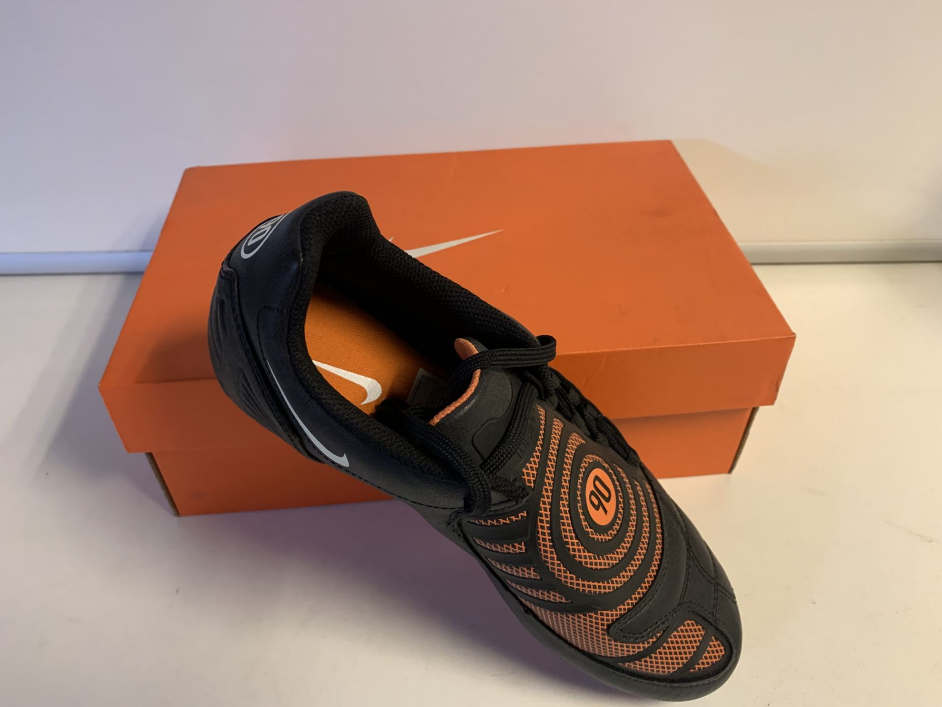 (NO VAT) 3 X BRAND NEW RETAIL BOXED NIKE JR TOTAL 90 SHOOT 2 EXTRA SG FOOTBALL BOOTS SIZE 5 (297/