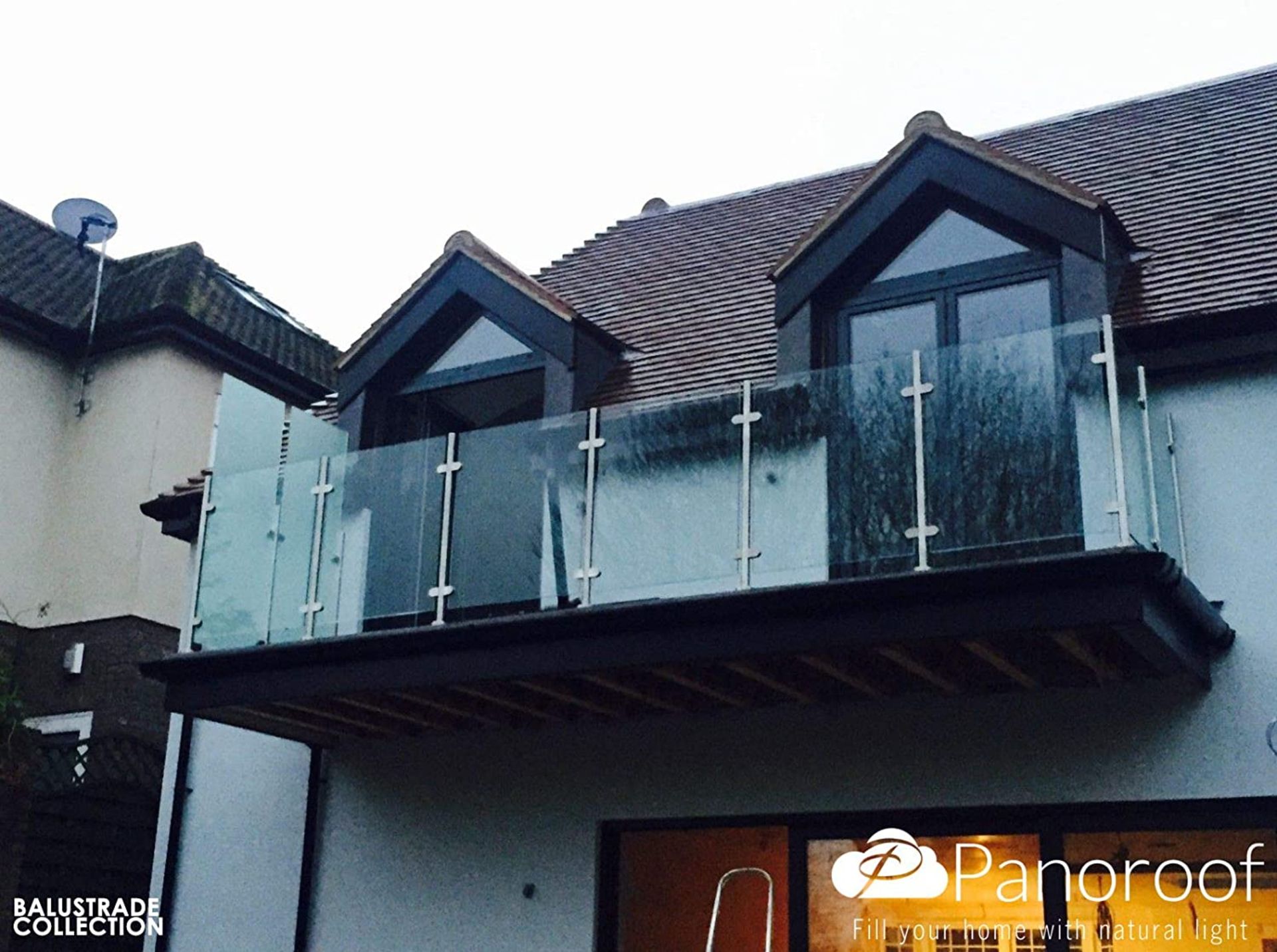 Panoroof Balustrade 10mm Toughened Glass with Stainless Steel Poles + Clamps. Measurements: