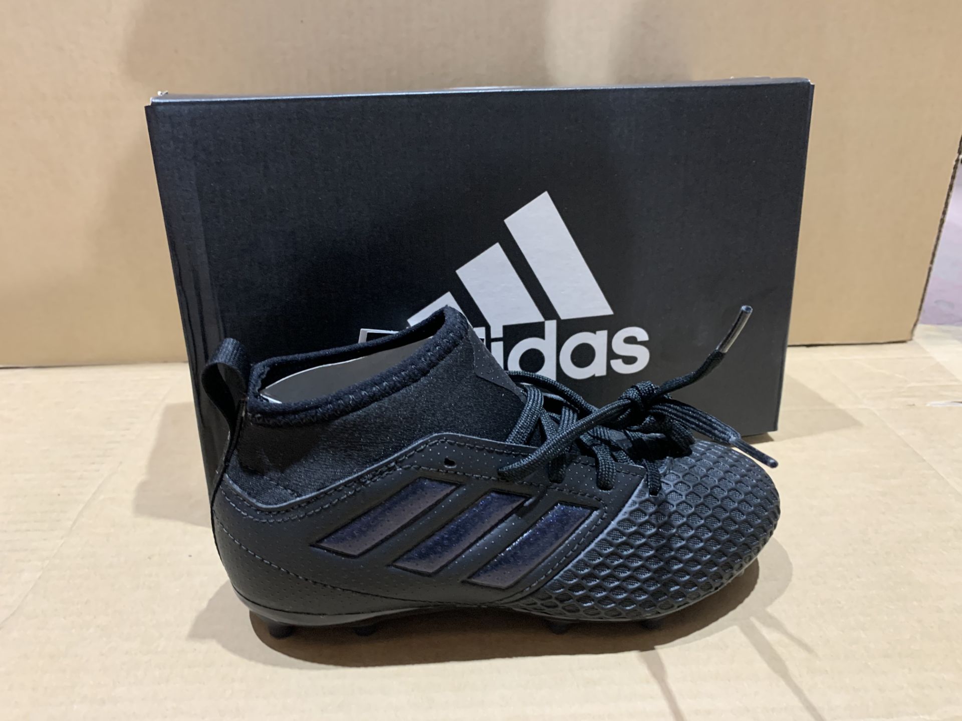 (NO VAT) 5 X BRAND NEW ADIDAS BLACK FOOTBALL BOOTS SIZE i13