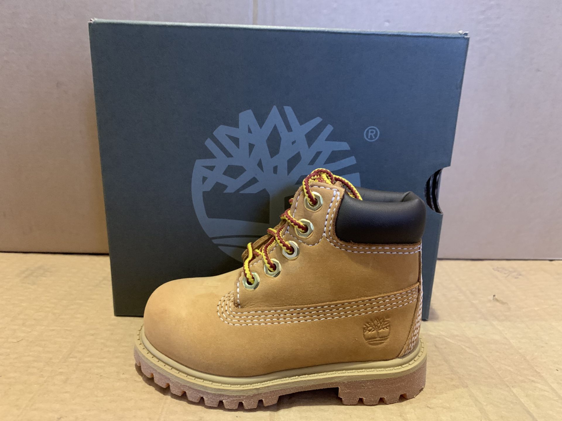 (NO VAT) 4 X BRAND NEW TIMBERLANDS WHEAT NUBUCK BOOTS SIZE i5 (1215/27)