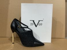 BRAND NEW BOXED V1969 VERSACE ABBIGILAMENTO SPORTIVO SHOES ELVIRE BLACK SIZE 37