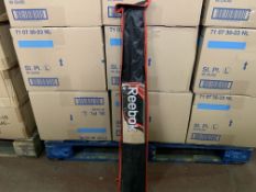 BRAND NEW REEBOK PROFESSIONAL CRICKET BAT WITH CARRY CASE RRP £100