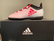 NEW & BOXED ADIDAS TRAINERS SIZE INFANT 13 (328 UPSTAIRS)