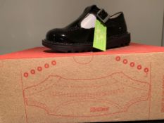 NEW & BOXED KICKERS SHOES SIZE INFANT 9 (257 UPSTAIRS)