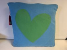 10 X BRAND NEW AGATHA RUIZ DE LA PRADA CORAZON AZUL VERDE CUSHIONS 45 X 45CM RRP £40 EACH (725/27)