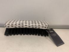 48 x NEW PACKAGED GEORGE HOME SCRUBBING BRUSHES (713/4)
