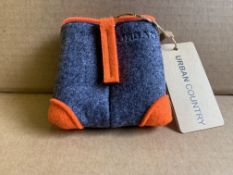 50 X BRAND NEW URBAN COUNTRY TRIANGLE POUCH COIN HOLDERS GREY AND ORANGE RRP £7 EACH
