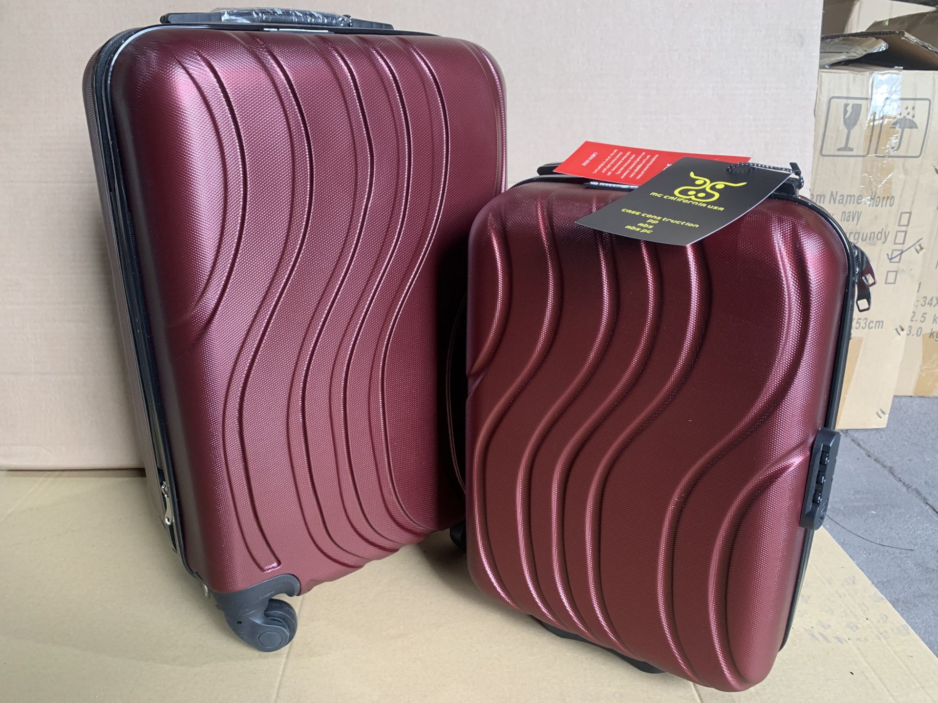 2 X BRAND NEW PRETA DEEP RED 2 PIECE LUGGAGE SETS