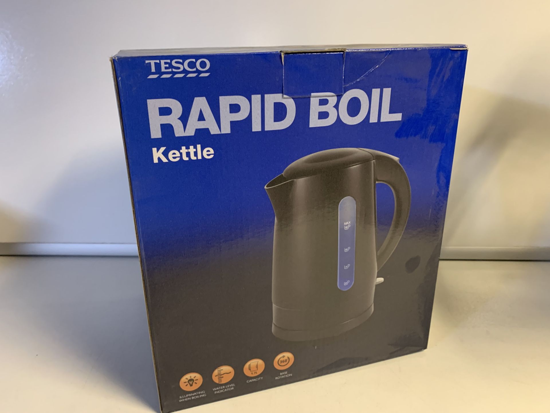 6 X NEW BOXED 1.7L RAPID BOIL ILLUMINATING KETTLES