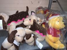 9 X VARIOUS LARGE SOFT TOYS INCLUDING DOG, WINNIE THE POOH ETC (193/11)