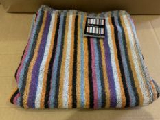 36 X BRAND NEW MULTI COLOURED TOWELS SIZE 65 X 125 CM IN 1 BOX