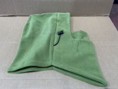 40 X BRAND NEW HOODED SNOODS GREEN