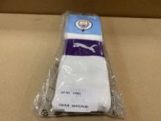 (NO VAT) 12 X BRAND NEW PAIRS OF MANCHESTER CITY WHITE AND PURPLE FOOTBALL SOCKS SIZE 2/5 (132/18)