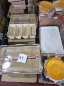 (P197) PALLET TO CONTAIN A LARGE QTY OF VARIOUS ITEMS TO INCLUDE PLASTIC PLATES, SERVING TRAYS,