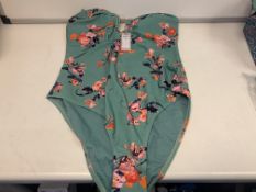10 X BRAND NEW INDIVUDUALLY PACKAGED PIECES GREEN FLOWER PCYNYNNE SWIMSUITS IN VARIOUS SIZES