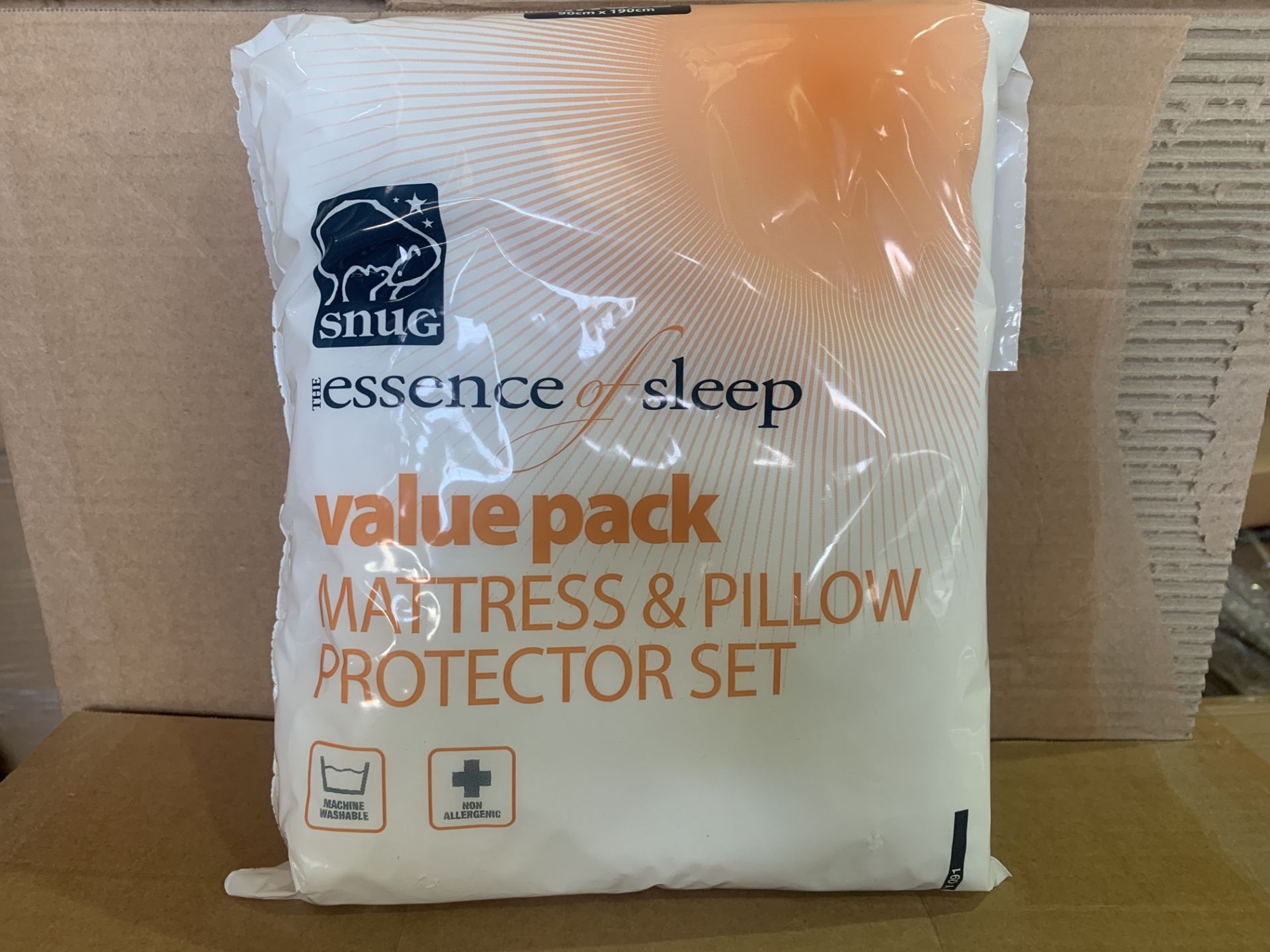 24 X BRAND NEW BOXED SNUG ESSENCE OF SLEEP MATTRESS AND PILLOW PROTECTOR SETS IN 3 BOXES SINGLE