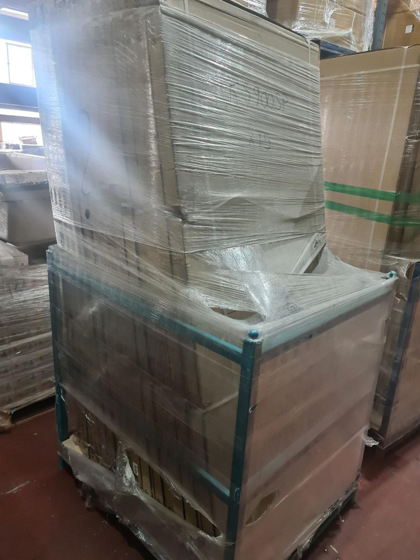 (J221) PALLET TO CONTAIN 15 X NEW BOXED 900MM WETROOM/SIDE PANELS. RRP £399 EACH