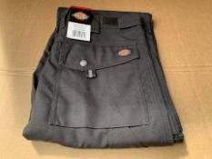 3 X BRAND NEW DICKIES EISENHOWER XTRA SHORTS NAVY BLUE SIZE 28 (1231/1)