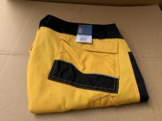 7 X BRAND NEW DICKIES PRO SHORTS YELLOW AND BLACK SIZE 58/42/52 (1188/1)