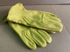 8 X BRAND NEW PAIRS OF DICKIES YELLOW WORK GLOVES (694/1)