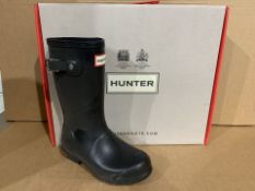 (NO VAT) BRAND NEW HUNTER MATT BLACK WELLINGTON BOOTS SIZE i11 (367/1)