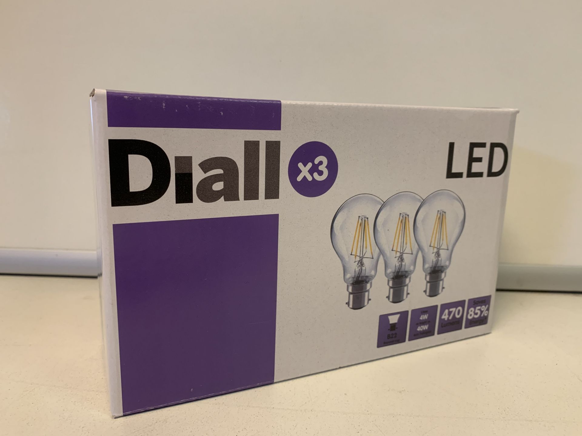 32 X BRAND NEW PACKS OF 3 DIALL LED B22 4W (40W) LIGHT BULBS (1499/1)