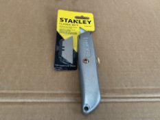 12 X BRAND NEW STANLEY CLASSIC 99 UTILITY KNIVES WITH SPARE BLADES ( 1246/1)