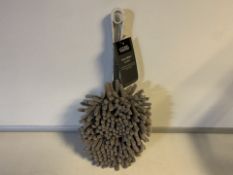 60 x NEW PACKAGED GEORGE HOME SCRUBBING BRUSHES (1496/1)