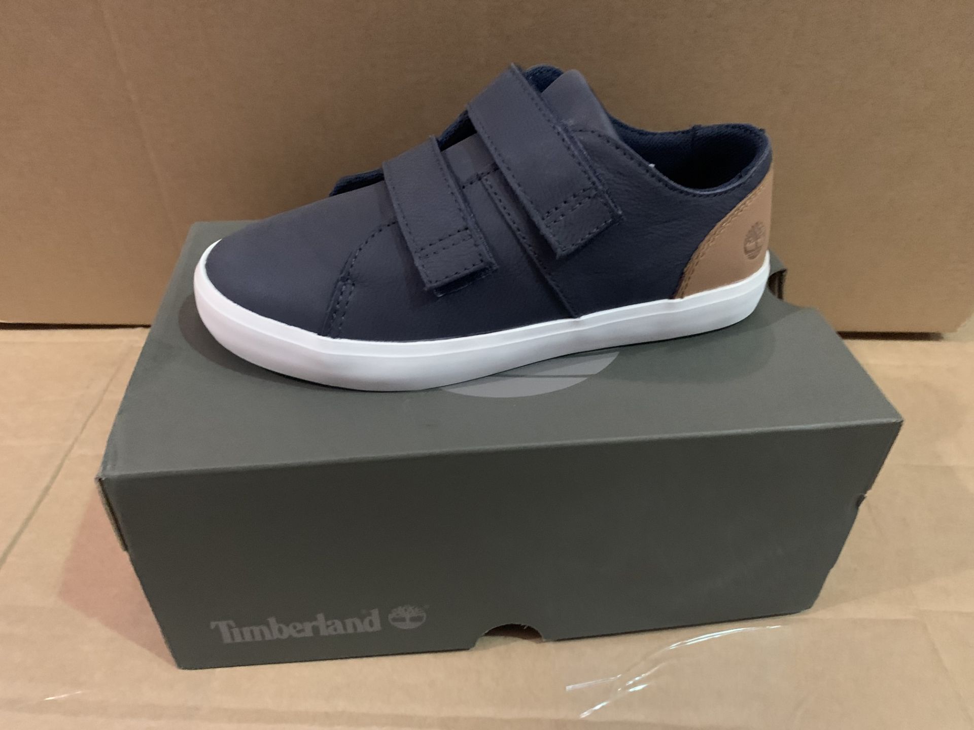 (NO VAT) 4 X BRAND NEW TIMBERLANDS NEWPORT BAY NAVY TRAINERS SIZE i12