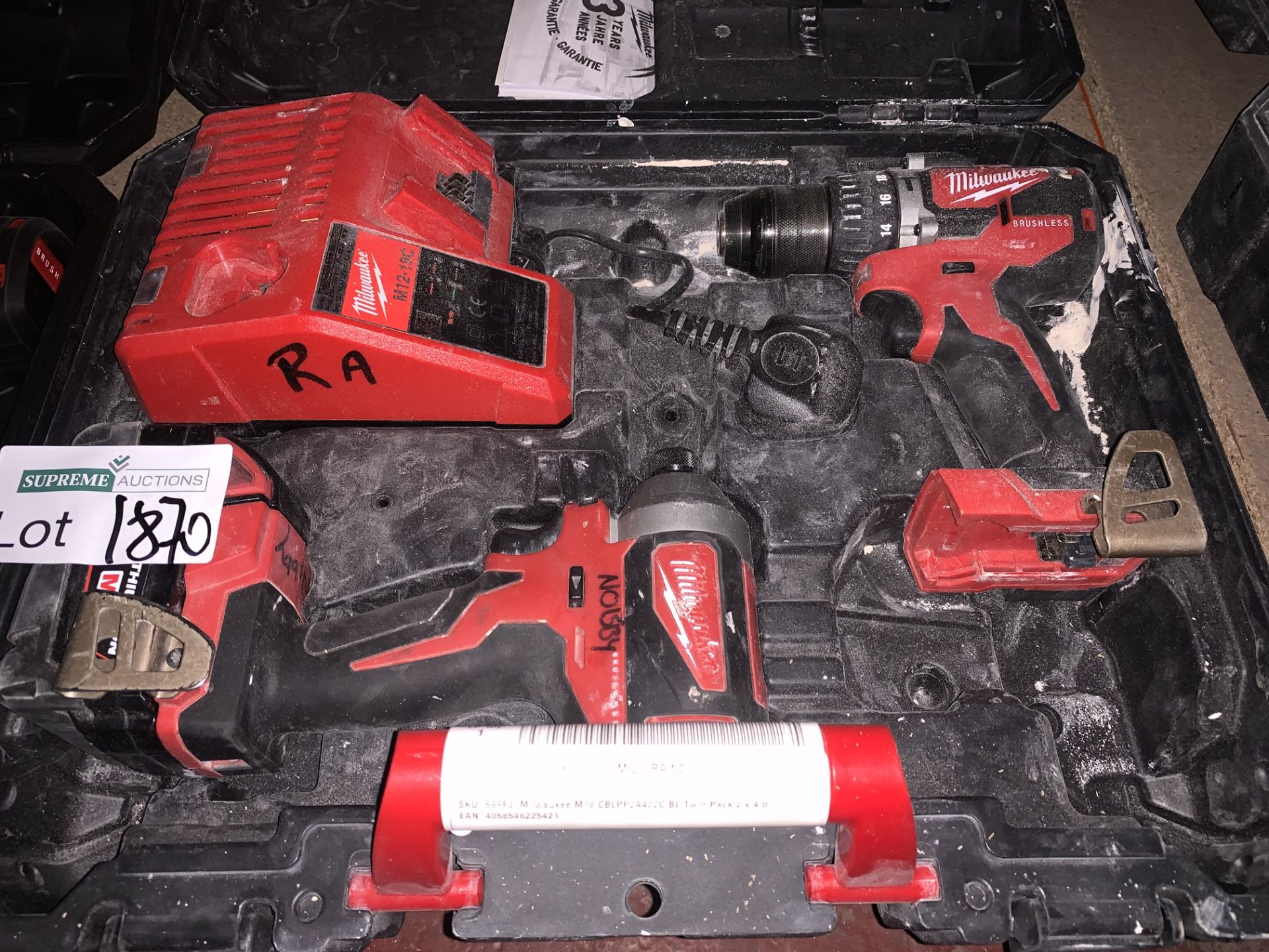 Milwaukee Set Drill and IMPACT DRIVER 18V INCLUDES BATTERY, CHARGER & CARRY CASE. UNCHECKED ITEM