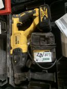 Dewalt DCH033 18V 1.5ah Li-ion XR Compact Brushless Cordless SDS Plus Drill. COMES COMPLETE WITH
