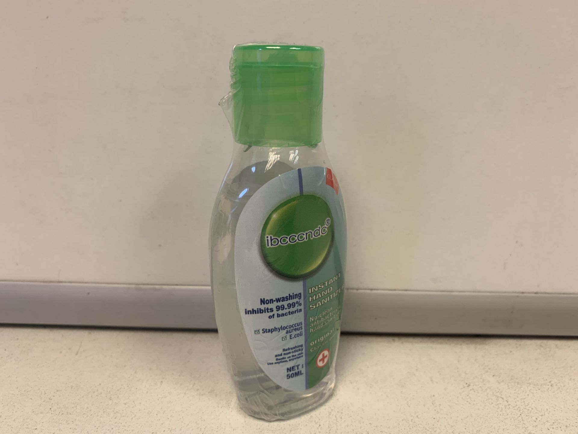 400 X NEW SEALED 50ML INSTANT HAND SANITISER. NON WASHING INHIBITS 99.9% OF BACTERIA. (1763/8)