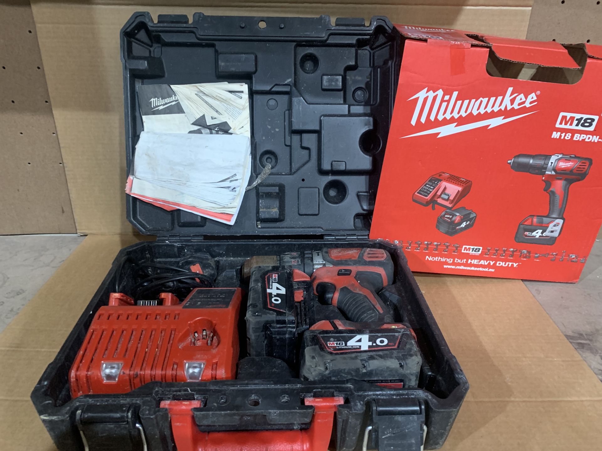 MILWAUKEE M18 CBLPD-402C 18V 4.0AH LI-ION REDLITHIUM BRUSHLESS CORDLESS COMBI DRILL COMES WITH 2 X