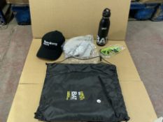 10 X BRAND NEW BLOOMBERG PACKS INCLUDING CAP, TOP, PEN DRINKS BOTTLE SUNGLASSES IN CARRY BAG (254/