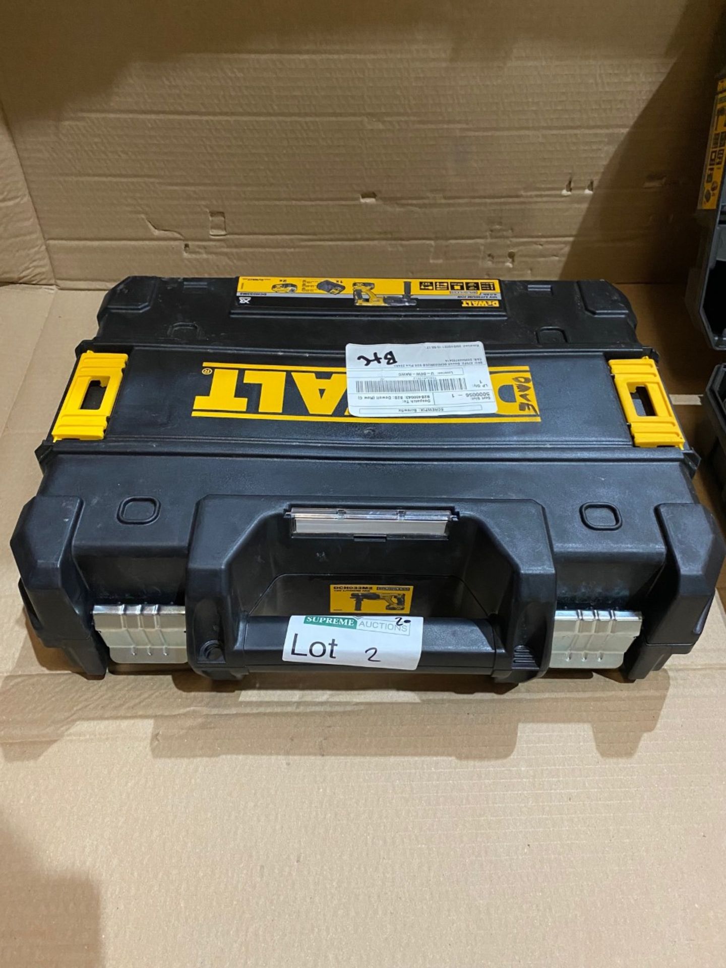 DEWALT DCH033 3KG 18V 4.0AH LI-ION XR BRUSHLESS CORDLESS SDS PLUS DRILL. COMES WITH BATTERY, CHARGER - Image 2 of 2