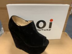 28 X BRAND NEW BOXED KOI BLACK SUEDE SHOES IN RATIO SIZED BOXES WR2 (1172/15)