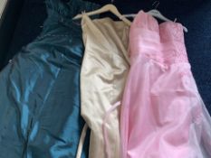 3 X VARIOUS BRAND NEW HIGH END PROM DRESSES IN VARIOUS STYLES AND SIZES (788/15)