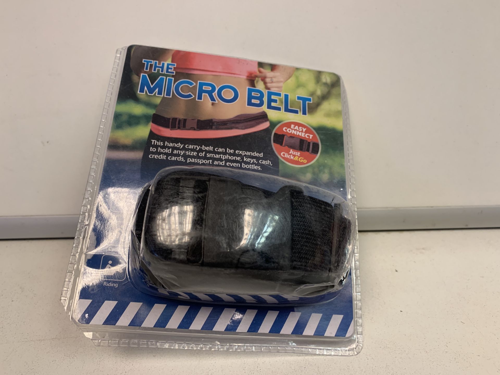 30 X NEW PACKAGED 'THE MICRO BELTS' THE HANDY CARRY-BELT CAN BE EXPANDED TO HOLD ANY SIZE