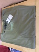 25 X BRAND NEW RISK COUTURE GREEN T SHIRTS SIZE MEDIUM