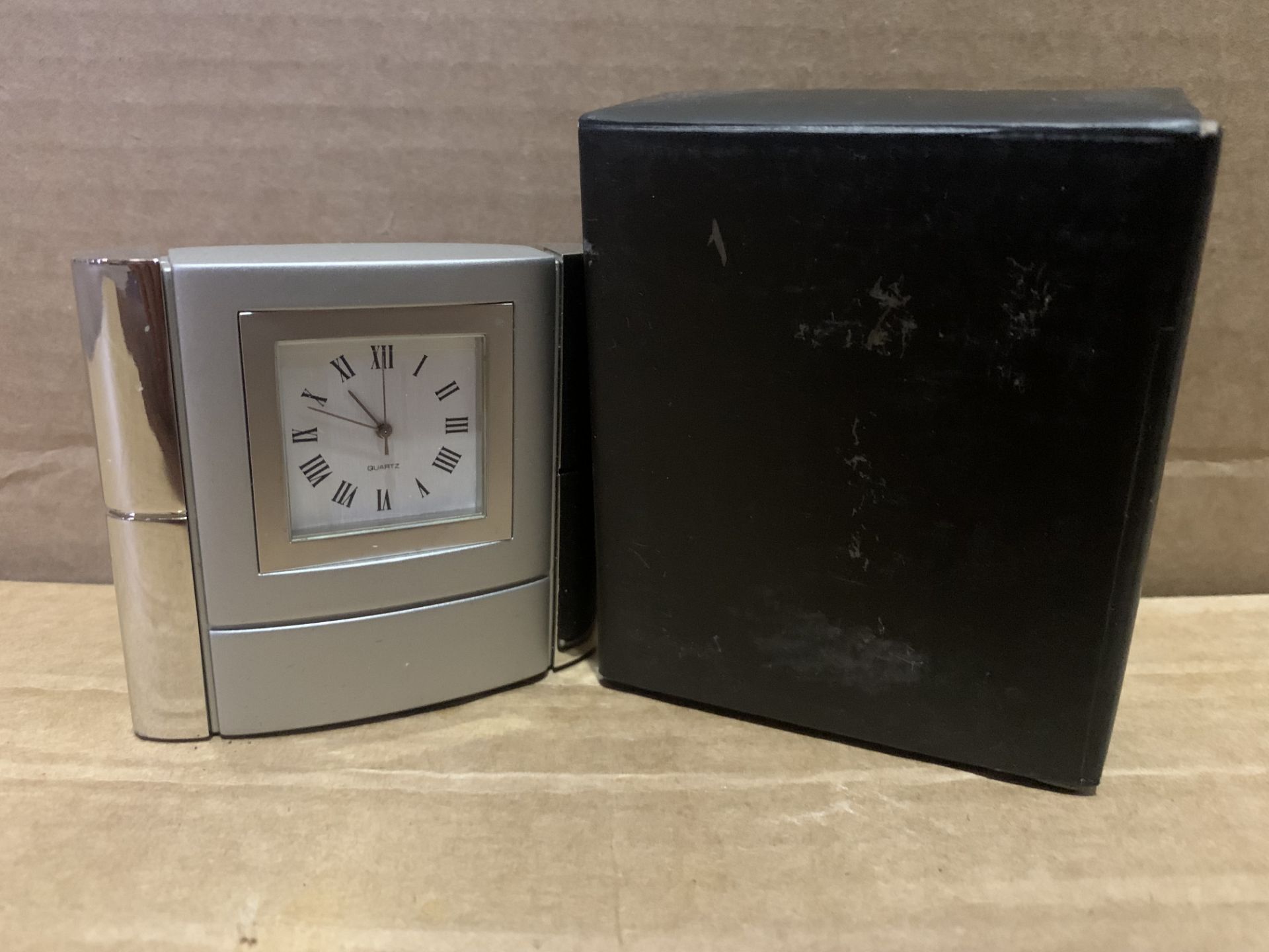 98 X BRAND NEW DENVER CLOCKS