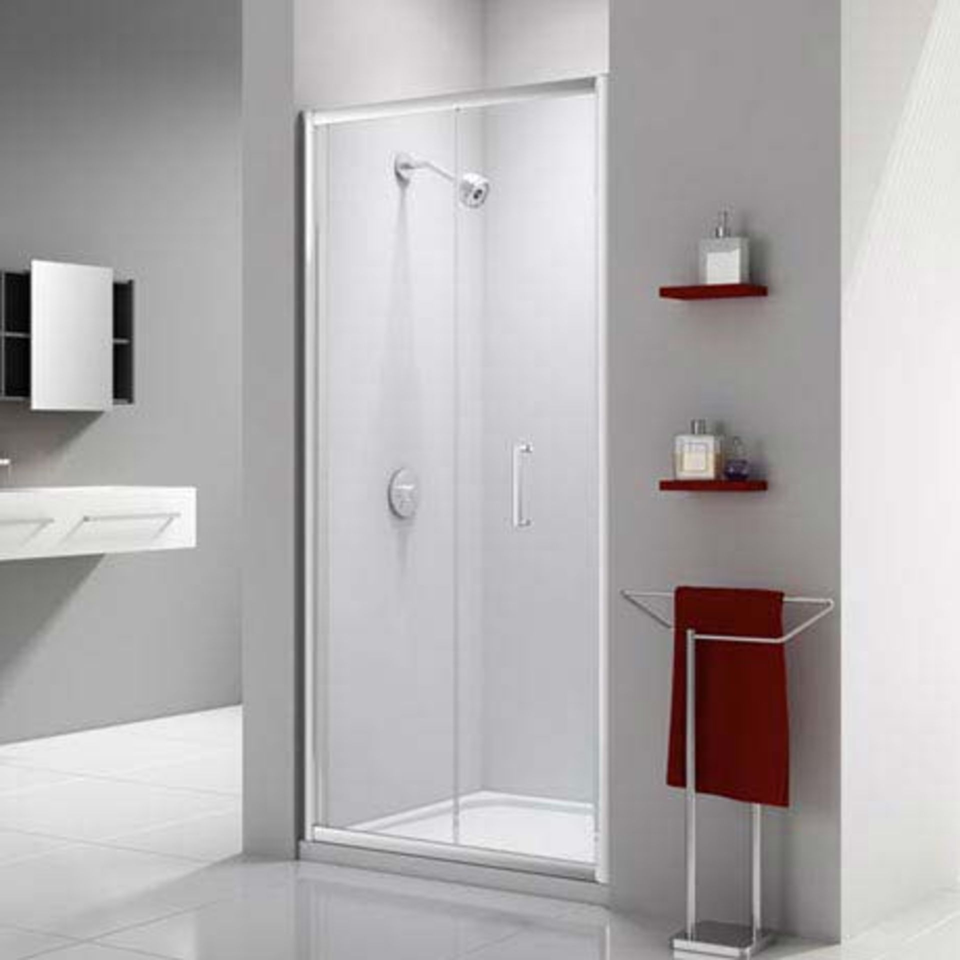 (RR113) 760mm Silver Bi-Fold door. RRP £299.99.Create a stunning shower enclosure with these elegant